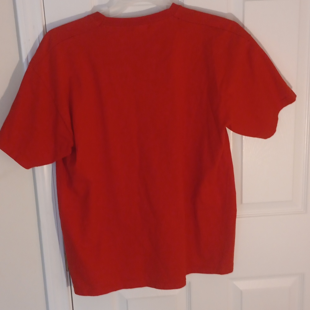 Red Queen Mary 2 T-Shirt - Picture 2 of 2